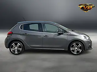 Used 2018 Peugeot 208 GT Line Blue Nimbus Grey - Interior and Exterior details 4
