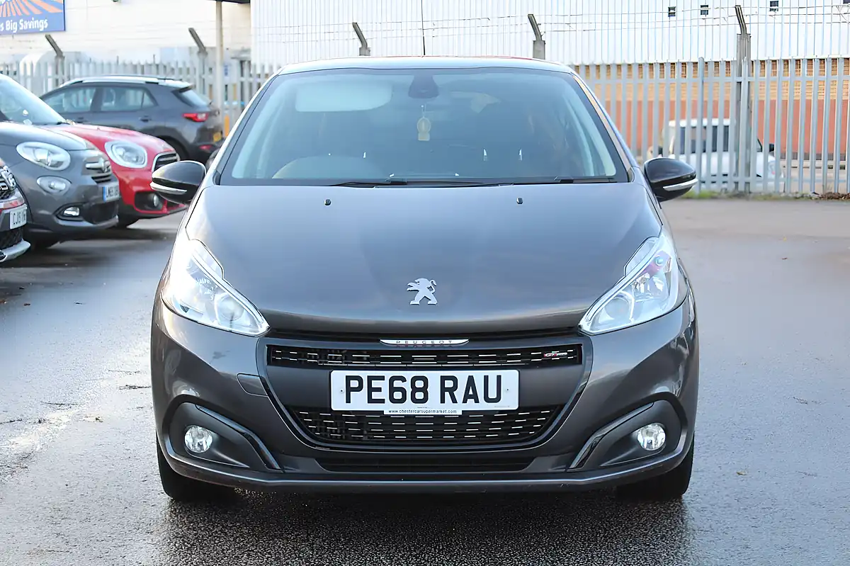 Used 2018 Peugeot 208 GT Line Grey - Interior and Exterior details 6