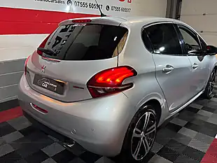Used 2018 Peugeot 208 GT Line Silver - Interior and Exterior details 10