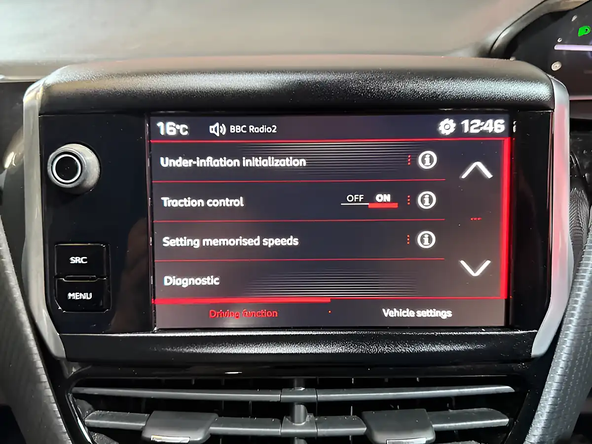 Used 2018 Peugeot 208 GT Line Silver - Interior and Exterior details 15