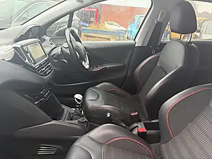 Used 2018 Peugeot 208 GT Line White - Interior and Exterior details 14
