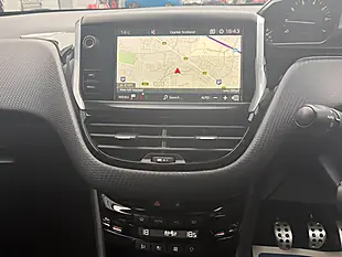 Used 2018 Peugeot 208 GT Line White - Interior and Exterior details 16
