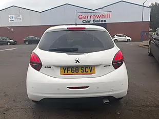 Used 2018 Peugeot 208 GT Line White - Interior and Exterior details 5