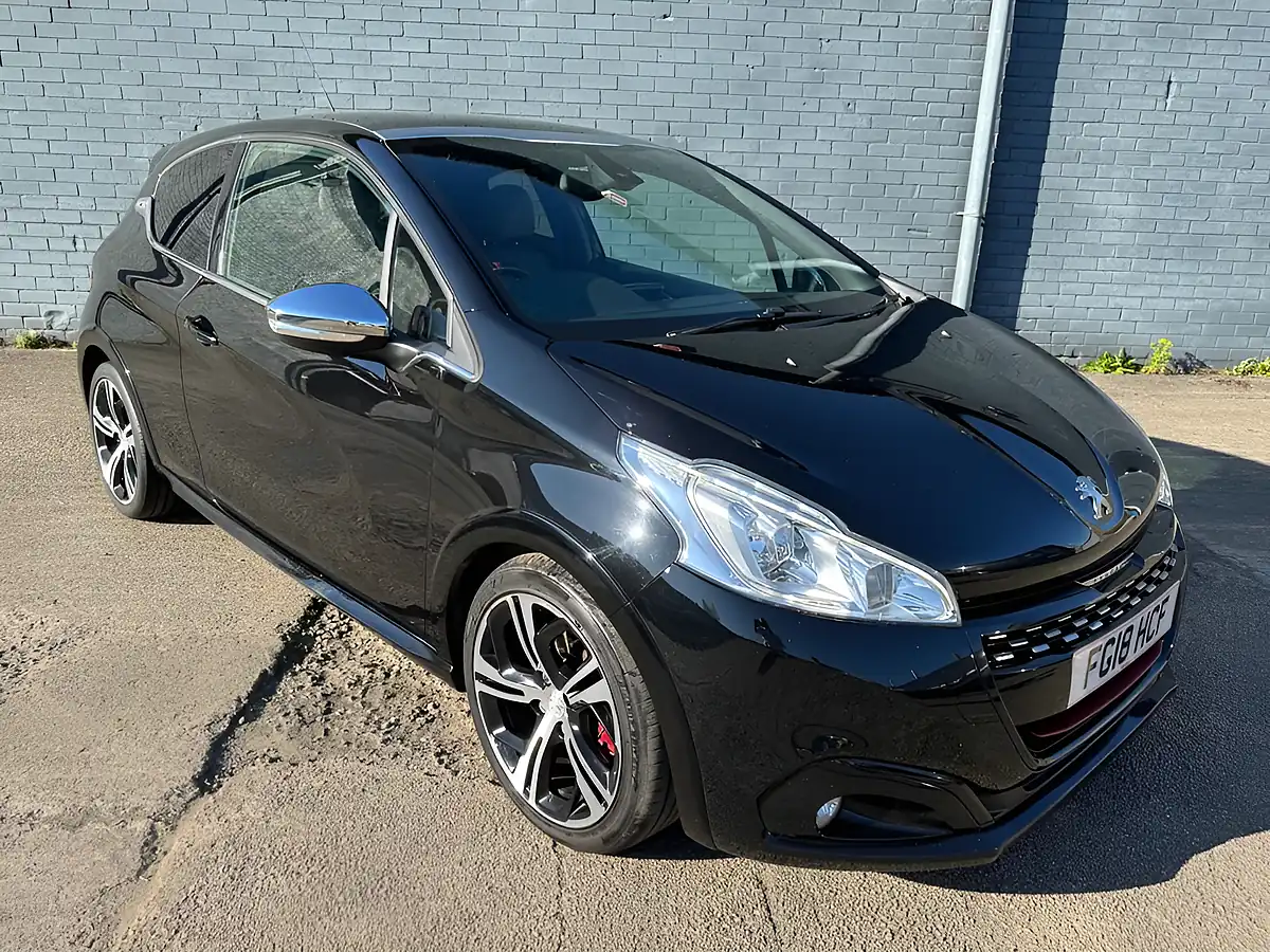 Used 2018 Peugeot 208 GTI Prestige Black - Front View