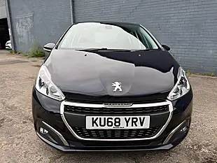 Used 2018 Peugeot 208 Signature Blue - Interior and Exterior details 2