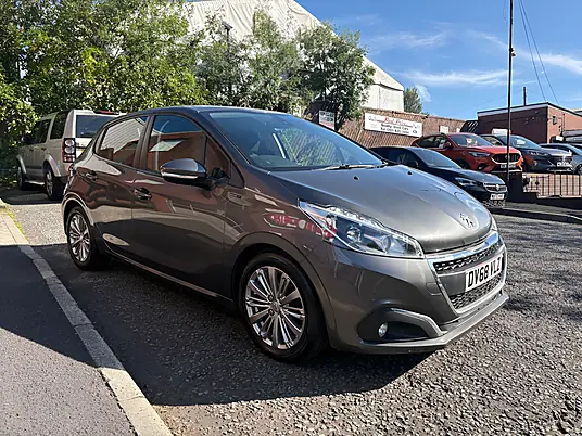 2018 Peugeot 208 Signature 1.2 PureTech