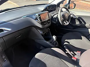 Used 2018 Peugeot 208 Signature Grey - Interior and Exterior details 13