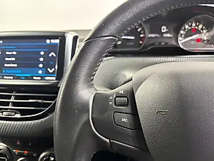 Used 2018 Peugeot 208 Signature Red - Interior and Exterior details 15
