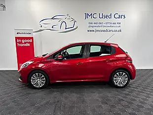 Used 2018 Peugeot 208 Signature Red - Interior and Exterior details 2