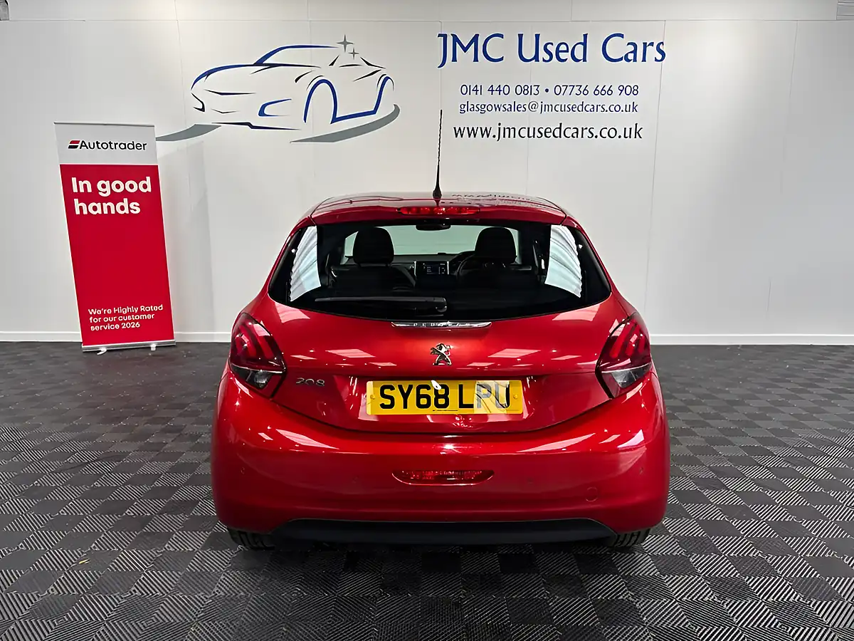 Used 2018 Peugeot 208 Signature Red - Interior and Exterior details 5