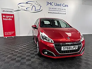 Used 2018 Peugeot 208 Signature Red - Interior and Exterior details 6