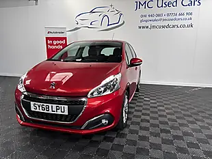 Used 2018 Peugeot 208 Signature Red - Interior and Exterior details 7