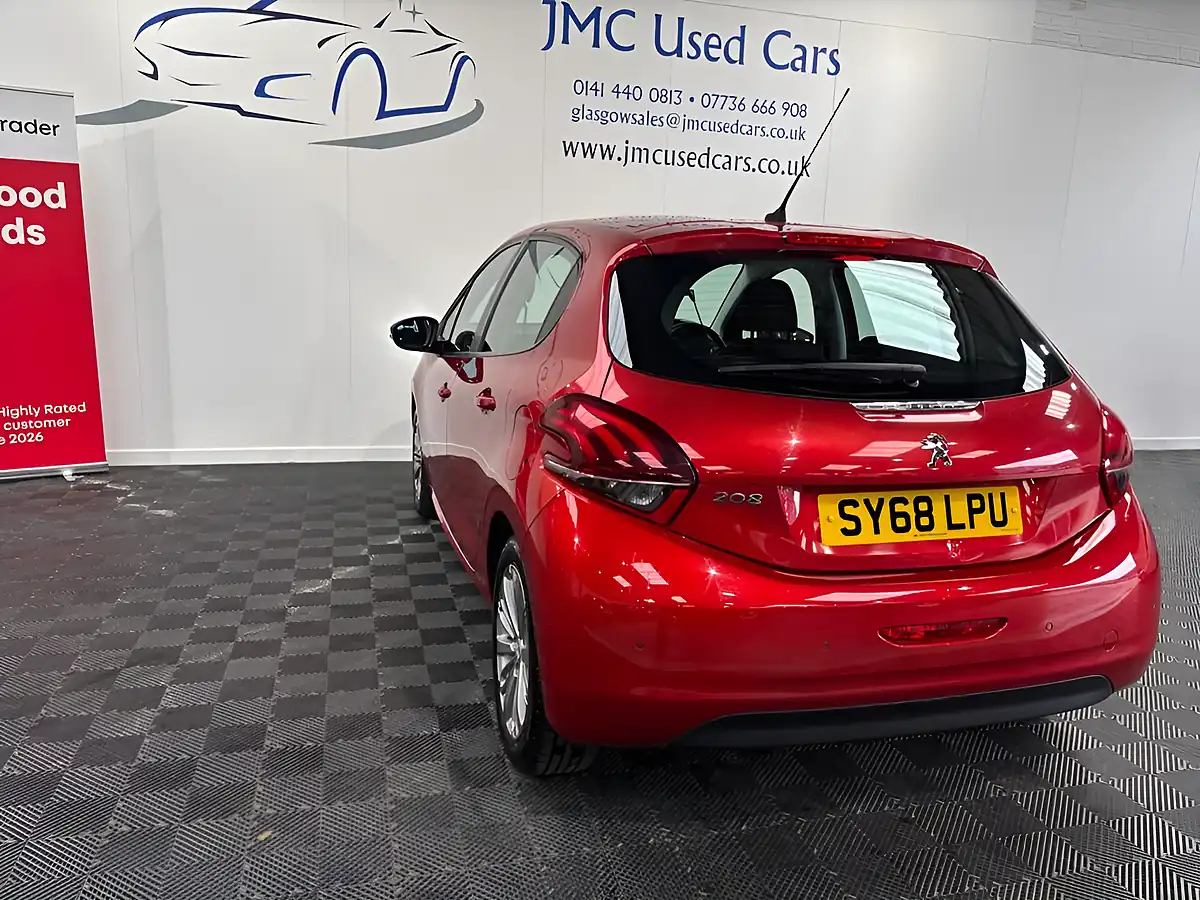 Used 2018 Peugeot 208 Signature Red - Interior and Exterior details 8