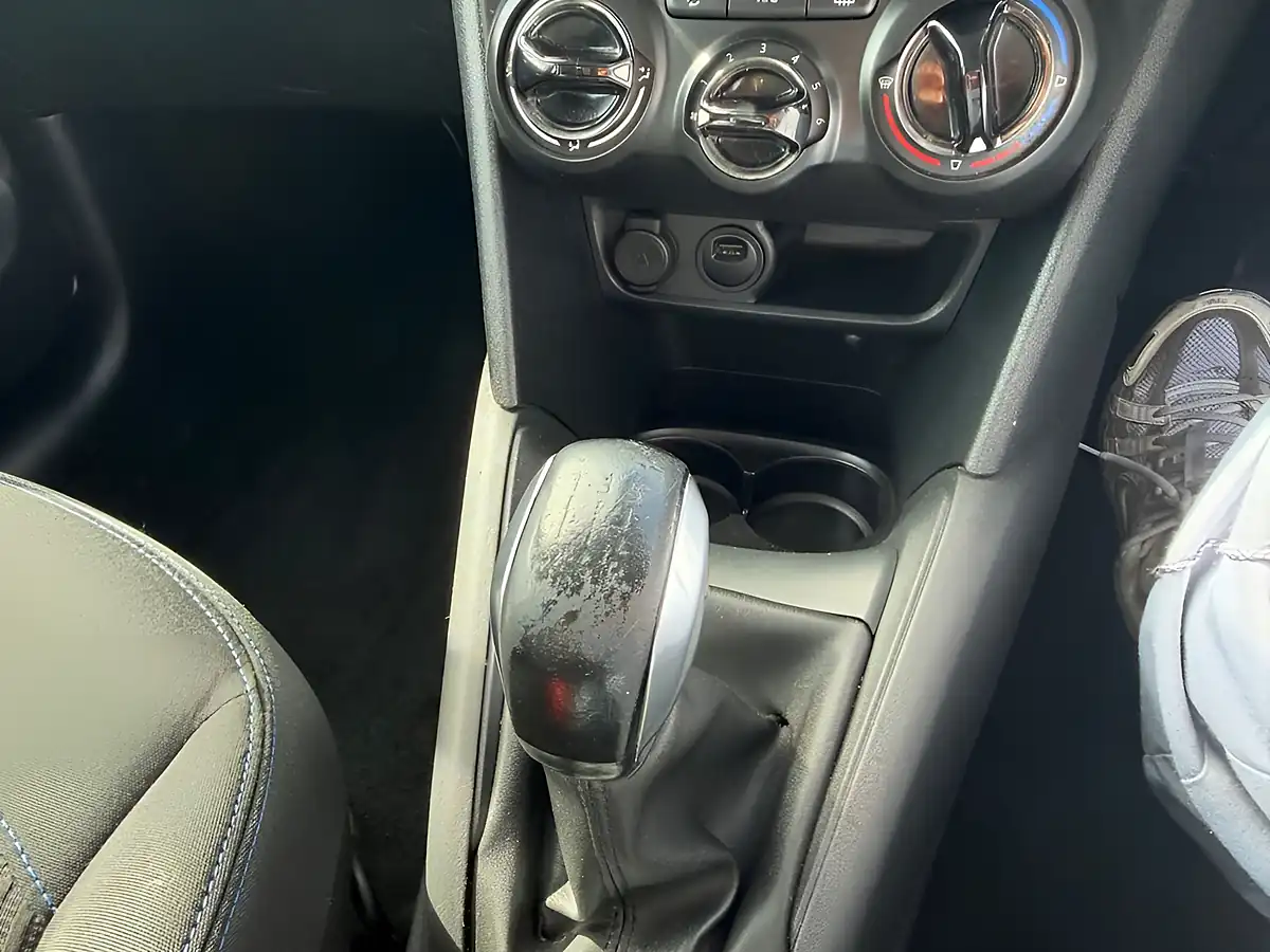 Used 2018 Peugeot 208 Signature White - Interior and Exterior details 6