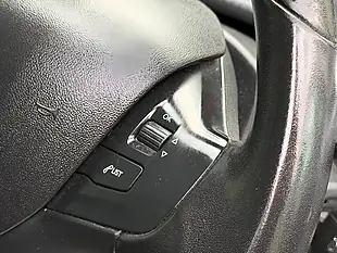 Used 2018 Peugeot 208 Signature White - Interior and Exterior details 17