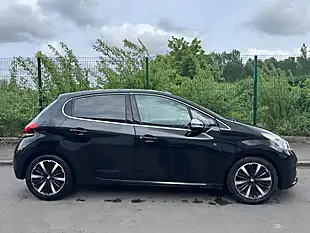 Used 2018 Peugeot 208 Tech Edition Black - Interior and Exterior details 2