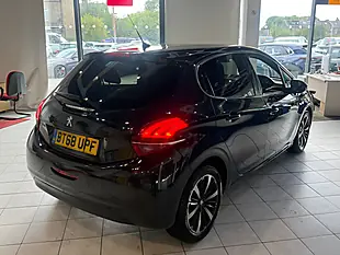 Used 2018 Peugeot 208 Tech Edition Grey - Interior and Exterior details 11