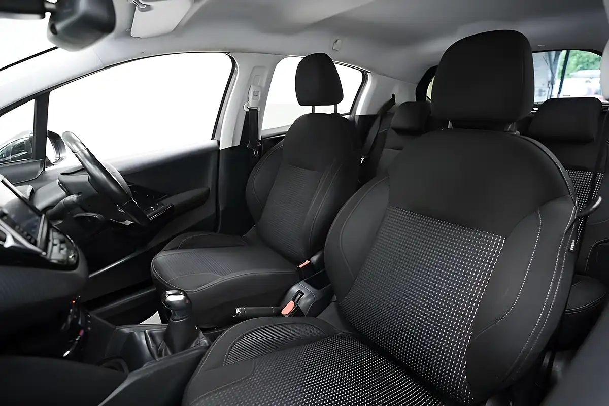 Used 2018 Peugeot 208 Tech Edition Grey - Interior and Exterior details 18
