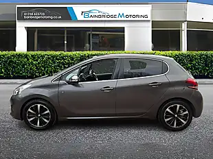 Used 2018 Peugeot 208 Tech Edition Grey - Interior and Exterior details 6