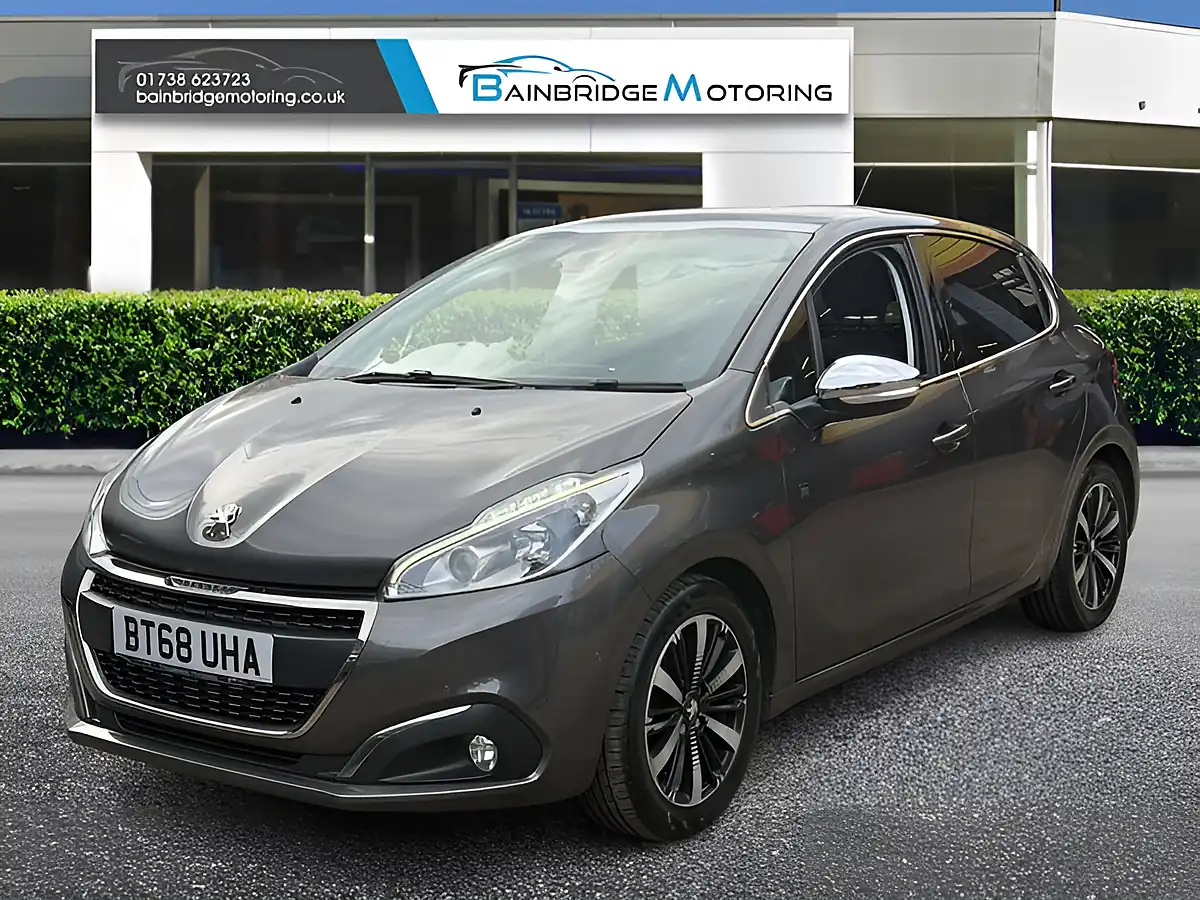 Used 2018 Peugeot 208 Tech Edition Grey - Interior and Exterior details 7