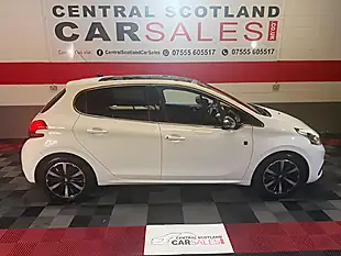 Used 2018 Peugeot 208 Tech Edition White - Interior and Exterior details 14