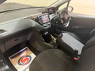 Used 2018 Peugeot 208 Tech Edition White - Interior and Exterior details 20