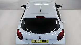 Used 2018 Peugeot 208 Tech Edition White - Interior and Exterior details 6