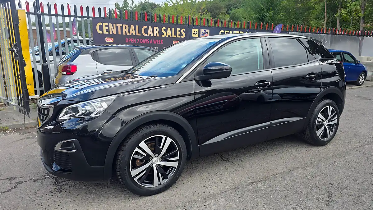 Used 2018 Peugeot 3008 Active Black - Interior and Exterior details 11