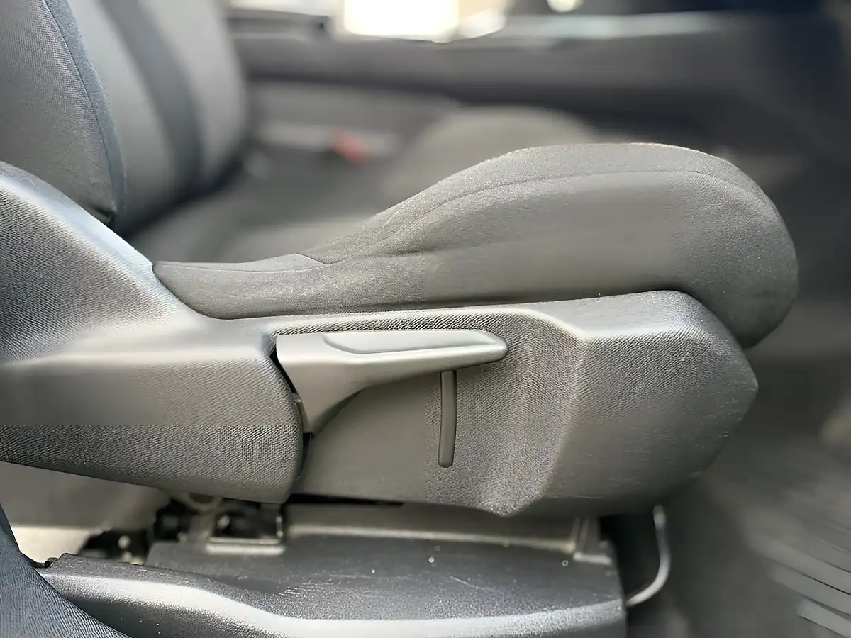 Used 2018 Peugeot 3008 Active Black - Interior and Exterior details 18