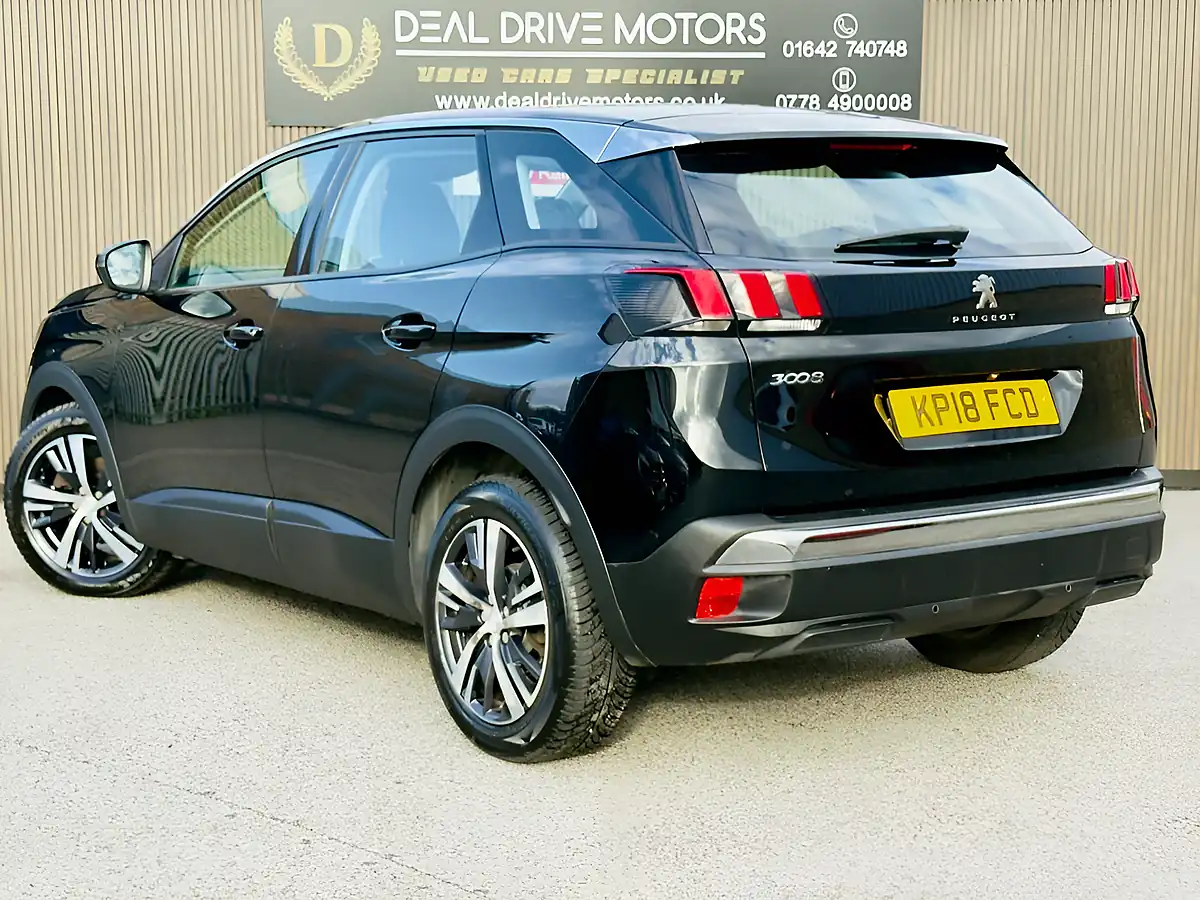 Used 2018 Peugeot 3008 Active Black - Interior and Exterior details 5