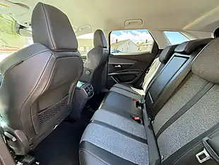 Used 2018 Peugeot 3008 Allure Amazonite Grey - Interior and Exterior details 15