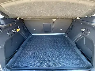 Used 2018 Peugeot 3008 Allure Amazonite Grey - Interior and Exterior details 16