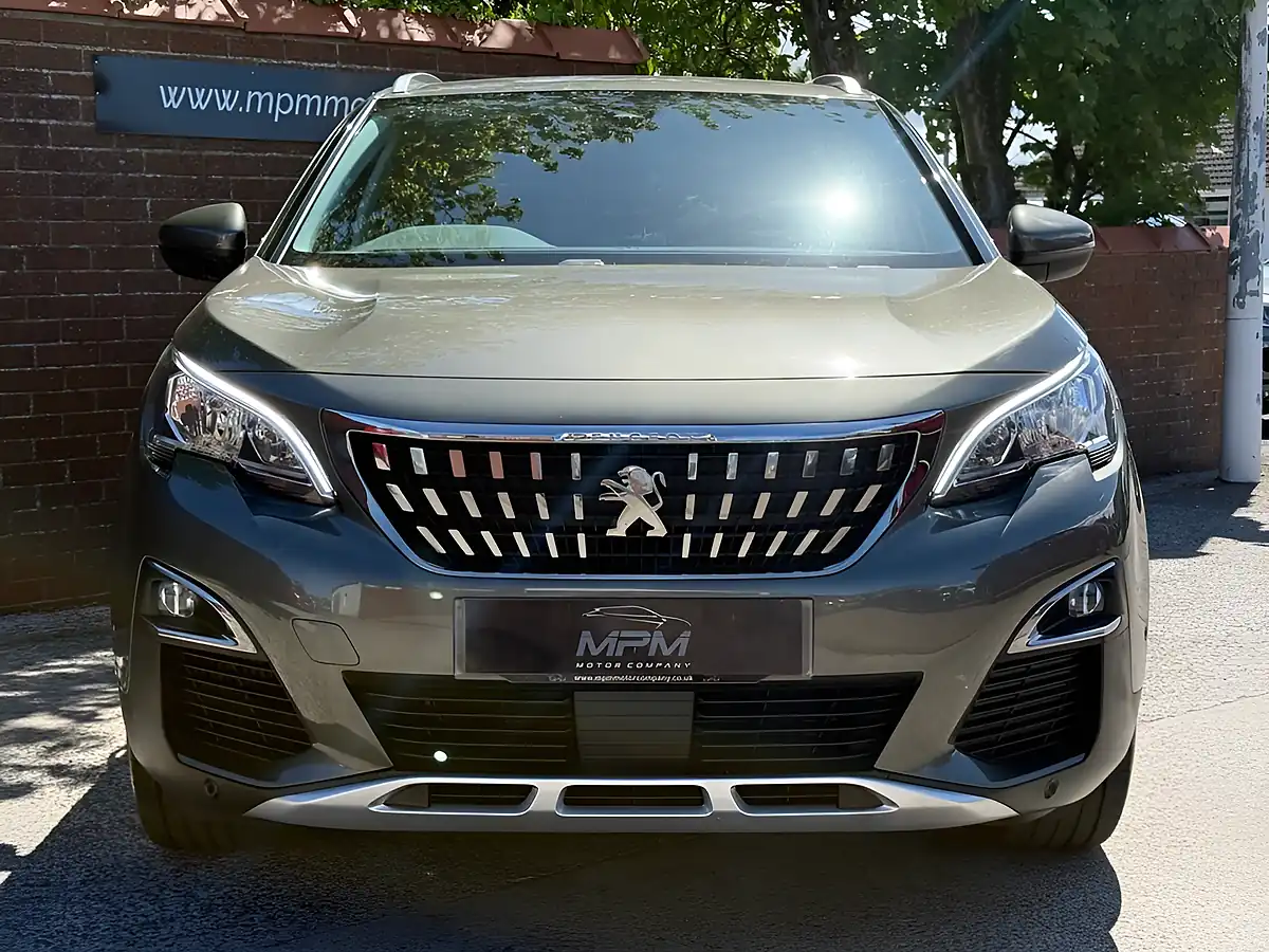 Used 2018 Peugeot 3008 Allure Amazonite Grey - Interior and Exterior details 7