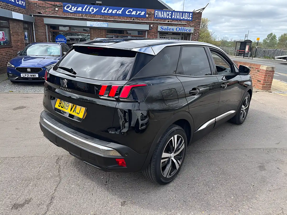 Used 2018 Peugeot 3008 Allure Black - Interior and Exterior details 10