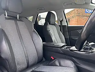 Used 2018 Peugeot 3008 Allure Black - Interior and Exterior details 12