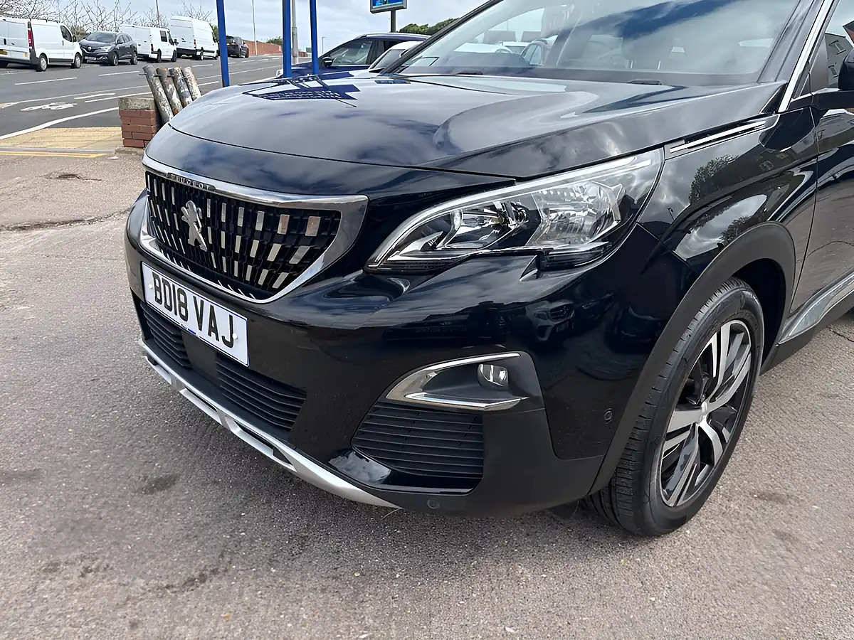 Used 2018 Peugeot 3008 Allure Black - Interior and Exterior details 3