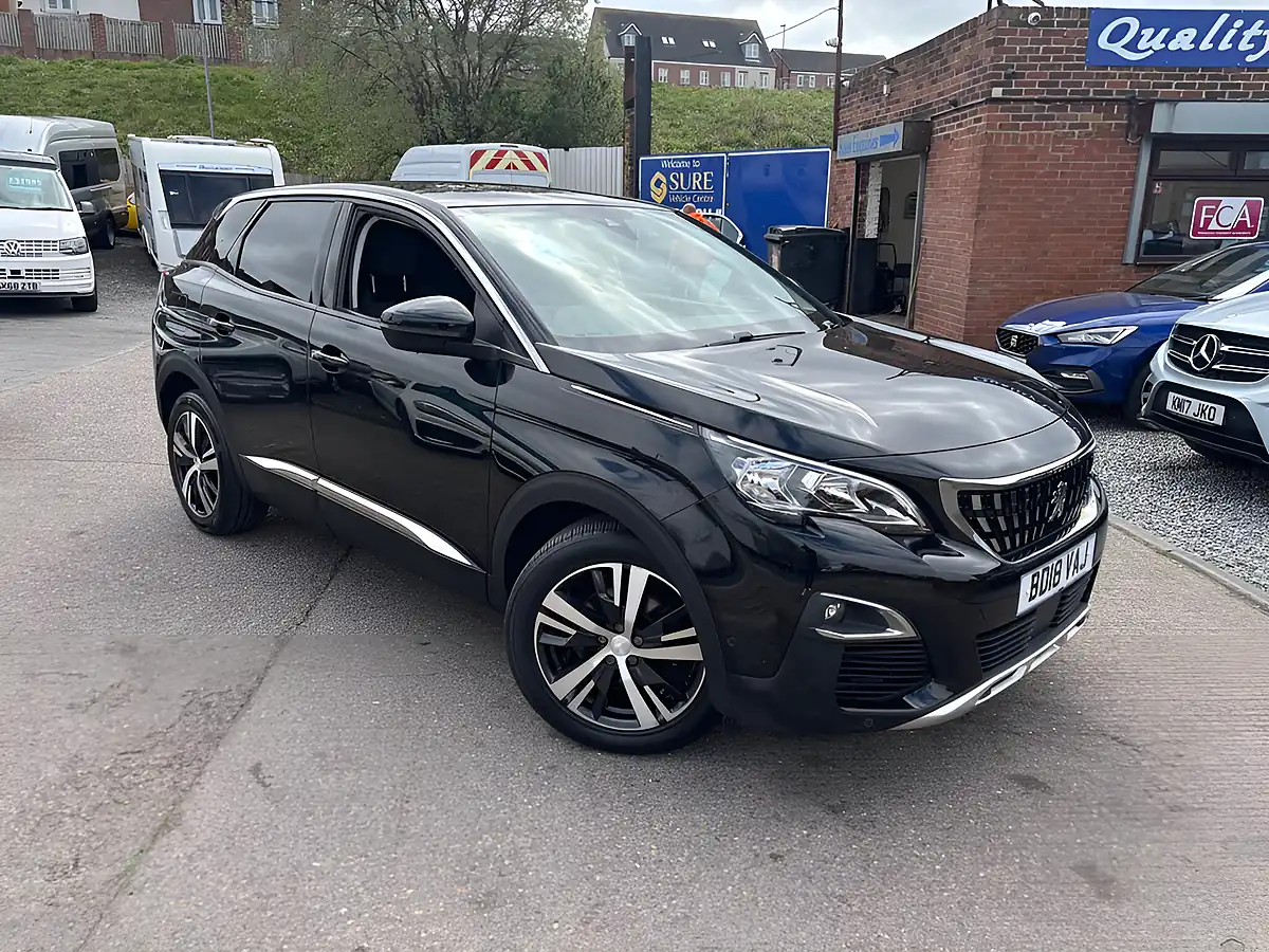Used 2018 Peugeot 3008 Allure Black - Interior and Exterior details 5