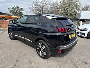 Used 2018 Peugeot 3008 Allure Black - Interior and Exterior details 6
