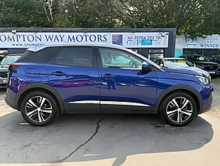 Used 2018 Peugeot 3008 Allure Blue - Interior and Exterior details 6