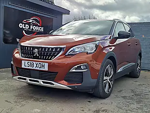 Used 2018 Peugeot 3008 Allure Bronze - Interior and Exterior details 11