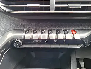 Used 2018 Peugeot 3008 Allure Bronze - Interior and Exterior details 19