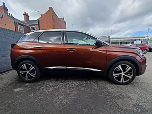 Used 2018 Peugeot 3008 Allure Bronze - Interior and Exterior details 7