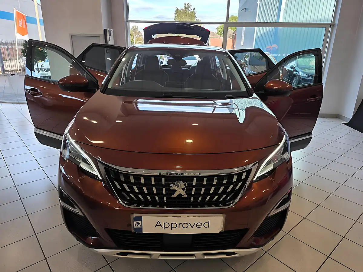 Used 2018 Peugeot 3008 Allure Bronze - Interior and Exterior details 2