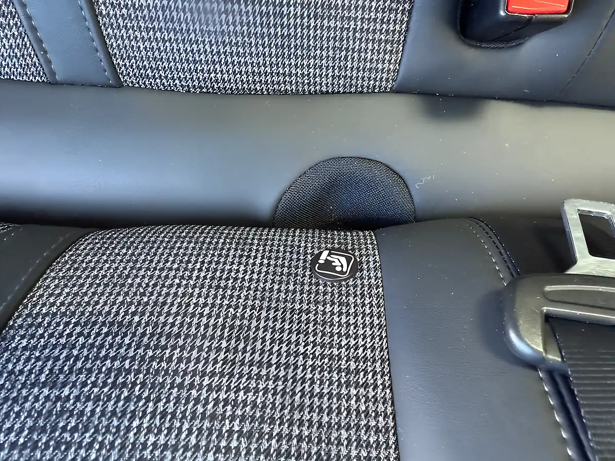 Used 2018 Peugeot 3008 Allure Bronze - Interior and Exterior details 16