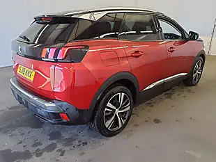 Used 2018 Peugeot 3008 Allure Edition Red - Interior and Exterior details 6