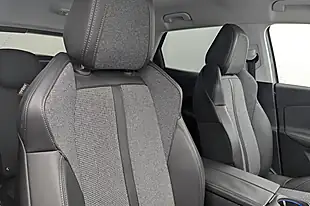 Used 2018 Peugeot 3008 Allure Grey - Interior and Exterior details 12