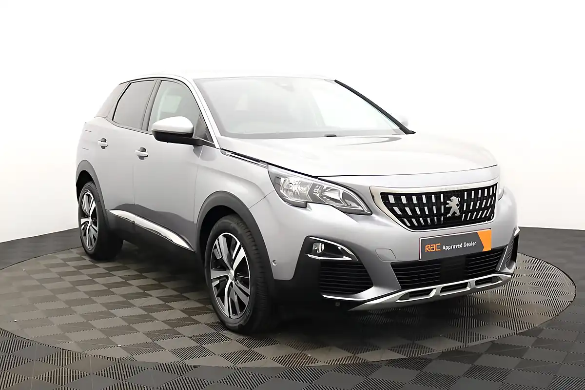 Used 2018 Peugeot 3008 Allure Grey - Interior and Exterior details 8