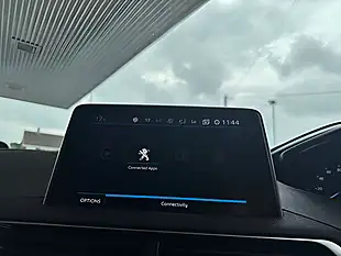 Used 2018 Peugeot 3008 Allure Grey - Interior and Exterior details 11