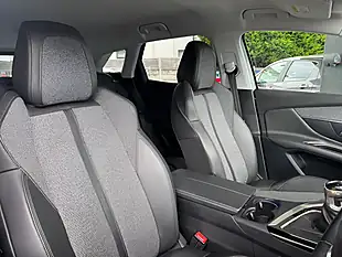 Used 2018 Peugeot 3008 Allure Grey - Interior and Exterior details 16