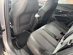 Used 2018 Peugeot 3008 Allure Grey - Interior and Exterior details 18